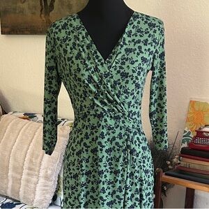 Hail3y:23| Green Floral Long Sleeve Dress | Small